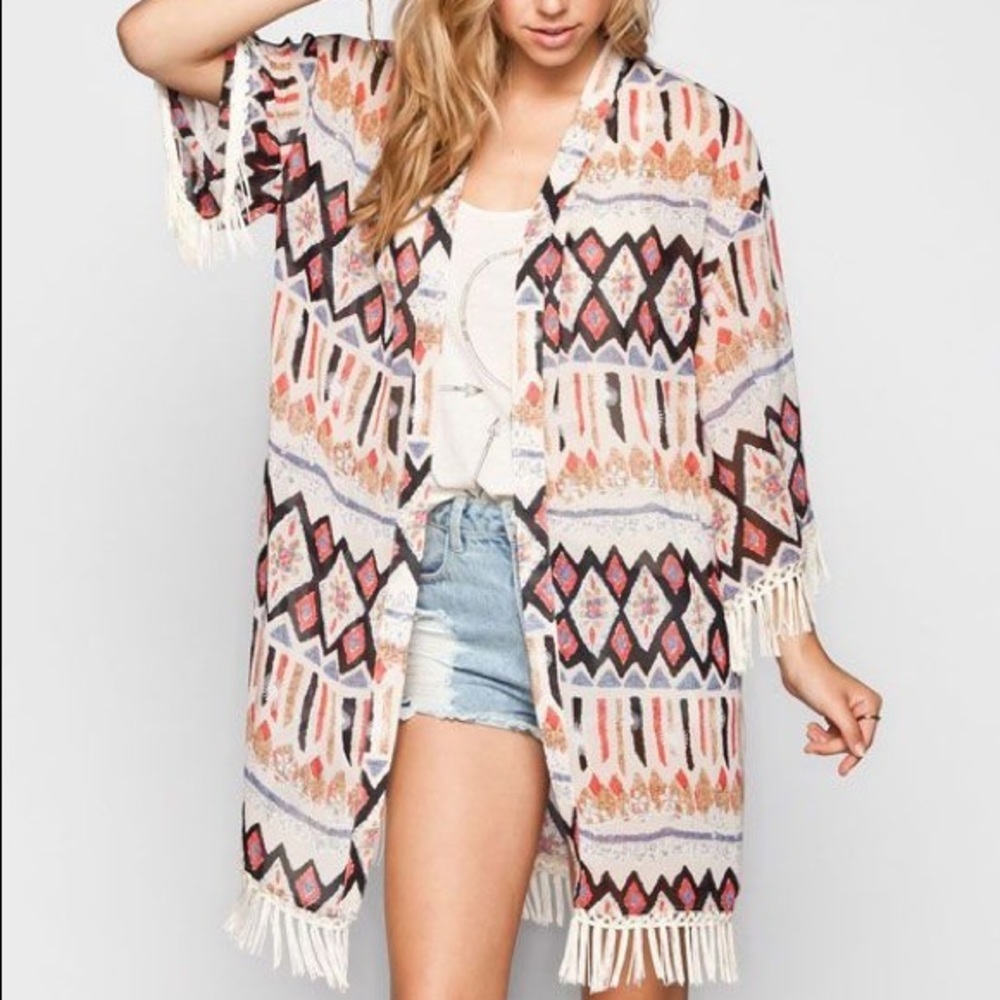 Others Follow ~ Devon Fringe Kimono